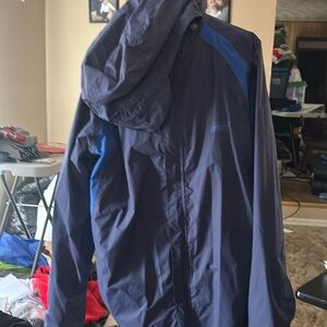 Colman windbreaker:rain jacket